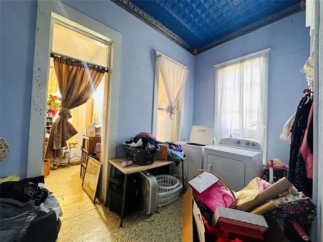1002 Hopkins St, House other with 5 bedrooms, 3 bathrooms and null parking in Yoakum TX | Image 21