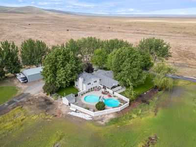 2-HOMES-83-ACRES2-PARC - 2771 Boundary Road, Home with 6 bedrooms, 3 bathrooms and null parking in Mabton WA | Image 1