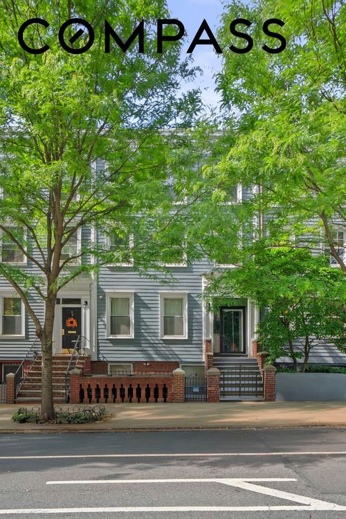 30 Bergen St, Brooklyn, NY, 11201-7253 | Card Image