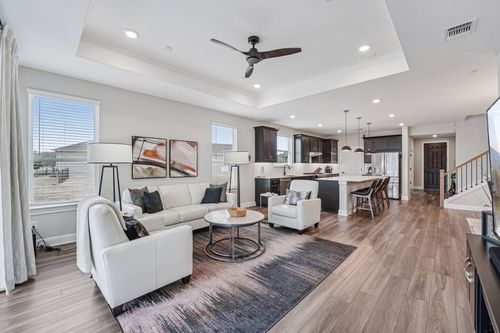 207 Bellows St, Georgetown, TX, 78633-2452 | Card Image