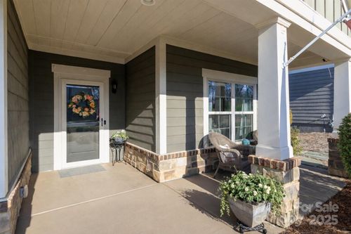 2206 Lincolnshire Ln, Waxhaw, NC, 28173-2405 | Card Image