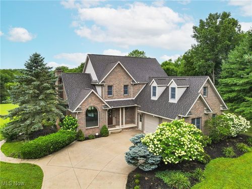5952 Beach Rd, Wadsworth, OH, 44281-9744 | Card Image