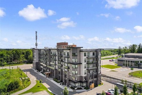216-9700 9th Line, Markham, ON, L6B1R7 | Card Image