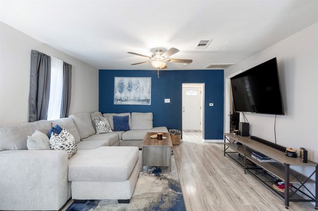 1309 Nugent St, House other with 2 bedrooms, 1 bathrooms and null parking in Bowie TX | Image 9
