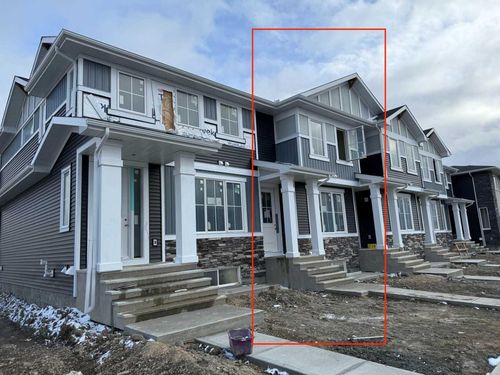 338 Sundown Rd, Cochrane, AB, T4C2T2 | Card Image