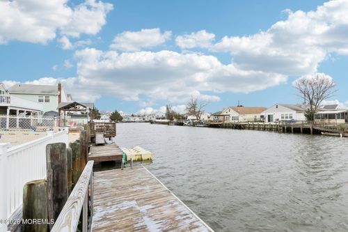 21 Lake Michigan Dr, LITTLE EGG HARBOR TWP, NJ, 08087-1607 | Card Image