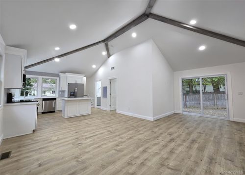 55 Hickory Rd, Rocky Point, NY, 11778-9391 | Card Image