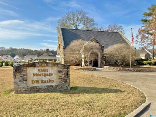 204 Griffin Park Dr, Birmingham, AL, 35242-7157 | Card Image