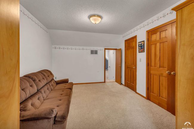 4004 Vintage Ct, Condo with 3 bedrooms, 2 bathrooms and null parking in Lawrence KS | Image 23