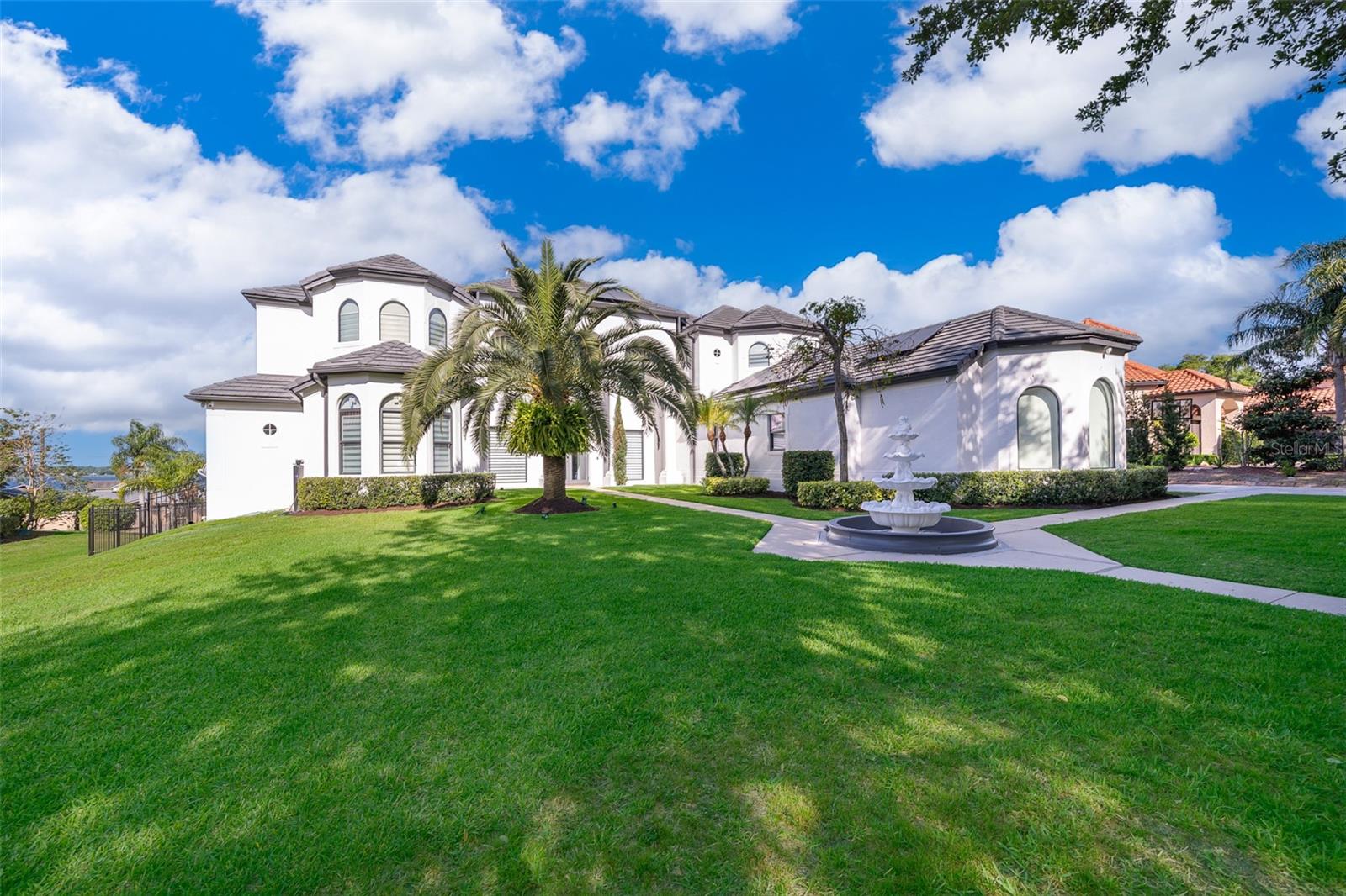 Seigneury Dr, Windermere, FL 34786