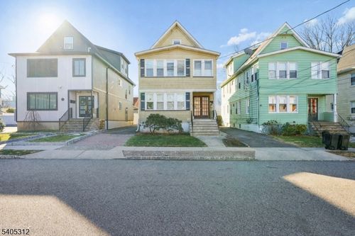 17 Wilfred St, Montclair, NJ, 07042-1660 | Card Image