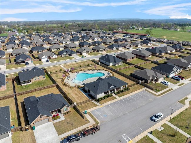 890 Fair Oaks St, House other with 4 bedrooms, 2 bathrooms and null parking in Tontitown AR | Image 4