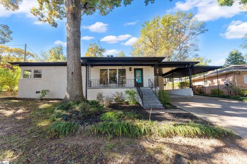 203 Piedmont Park Rd, Greenville, SC, 29609-1946 | Card Image