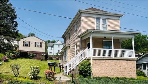 1121 N 7th St, Martins Ferry, OH, 43935-1803 | Card Image