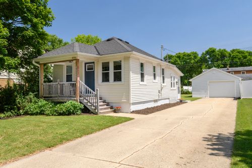 4928 N 107th St, Milwaukee, WI, 53225-3907 | Card Image
