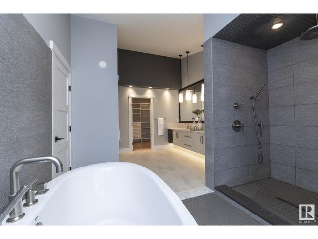 7549 May Common Nw, House other with 4 bedrooms, 4 bathrooms and null parking in Edmonton AB | Image 40