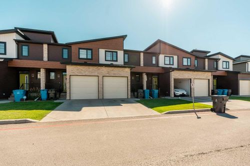 3-462 Highlands Blvd W, Lethbridge, AB, T1J5K5 | Card Image