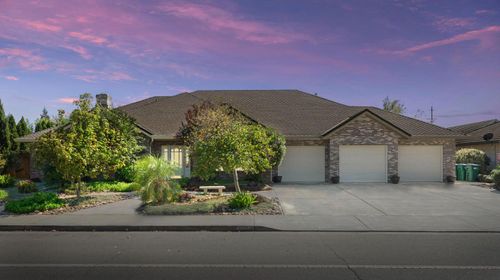 2432 W Vine Street, Lodi, CA, 95242 | Card Image