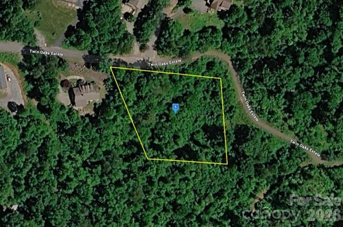 220 Twin Oaks Estate, Sylva, NC, 28779 | Card Image