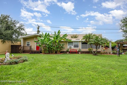 2 Sapphire St, Melbourne, FL, 32904-1990 | Card Image