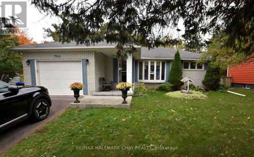 7345 Yonge St, Innisfil, ON, L9S2M6 | Card Image