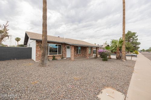 745 E Harrison St, Chandler, AZ, 85225-3908 | Card Image