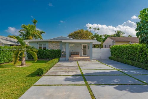 6432 Sw 33rd St, Miami, FL, 33155-3952 | Card Image