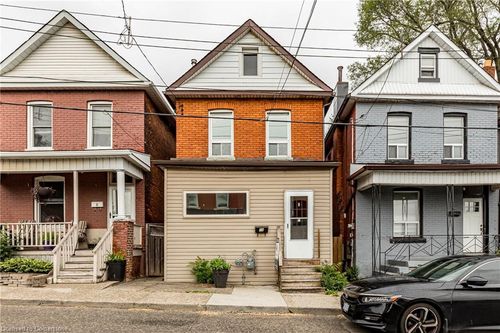 14 Greig St, Hamilton, ON, L8R2W7 | Card Image