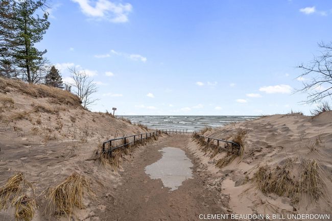 2 - this way to the waves | Image 58