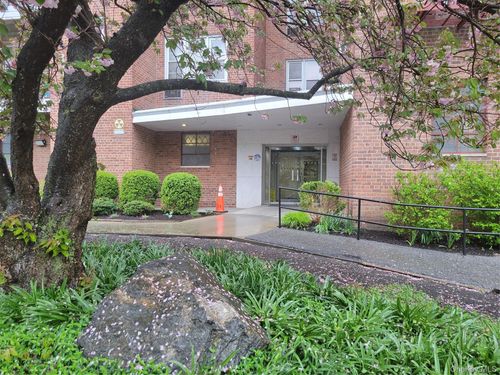 7b-245 Rumsey Rd, Yonkers, NY, 10701 | Card Image