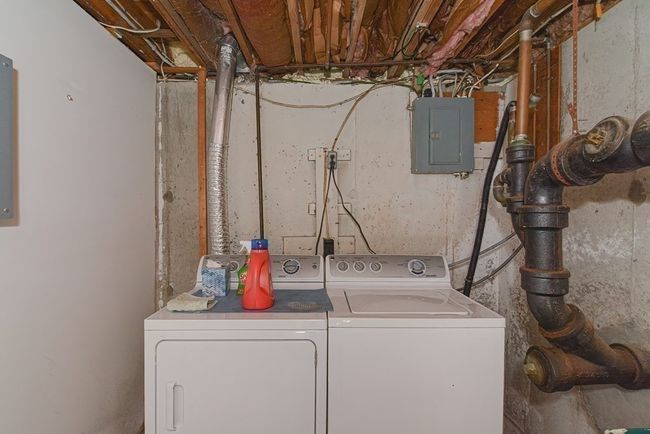 21 Edlin St, House other with 3 bedrooms, 1 bathrooms and 1 parking in Worcester MA | Image 34