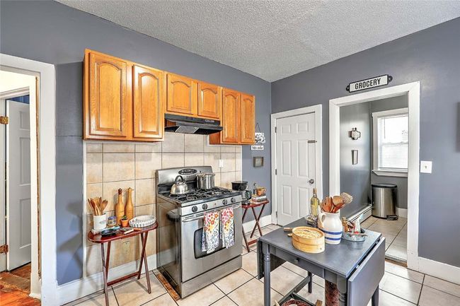 APT-1 - 10 Westcott St, Condo with 3 bedrooms, 1 bathrooms and 1 parking in Boston MA | Image 18