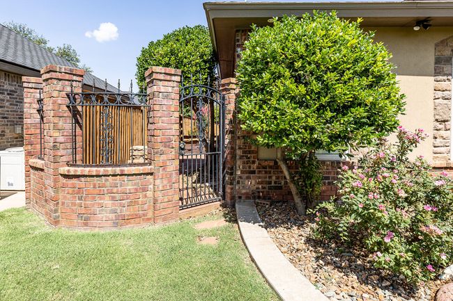 10003 Savannah Ave, House other with 4 bedrooms, 5 bathrooms and null parking in Lubbock TX | Image 64