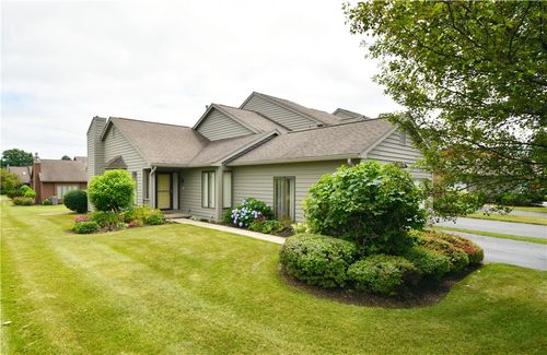 2 Ellington Cir, Greece, NY, 14612-3077 | Card Image