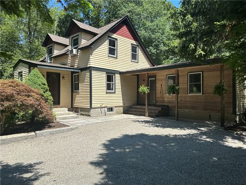 4 Boswell Trl, Foster, RI, 02825-1604 | Card Image