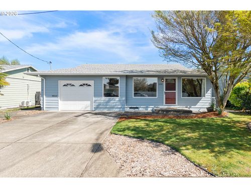 1070 Astor Way, Woodburn, OR, 97071-2605 | Card Image