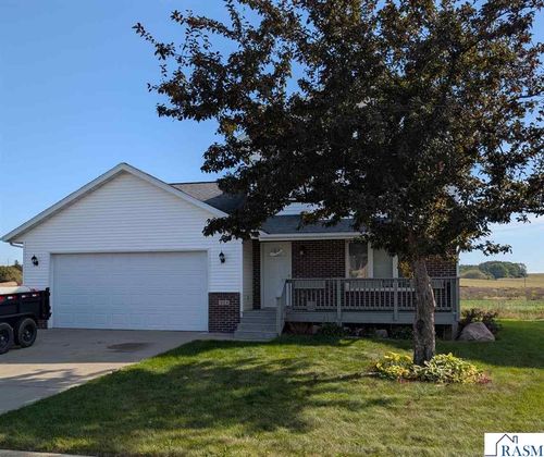 523 Allyn Circle, Janesville, MN, 56048 | Card Image