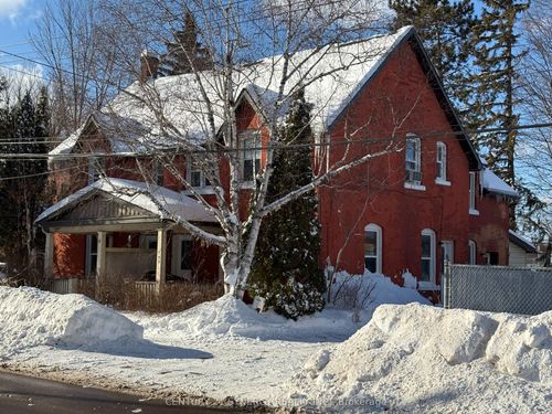 197-199-201 Mary Street, Pembroke, ON, K8A5V7 | Card Image