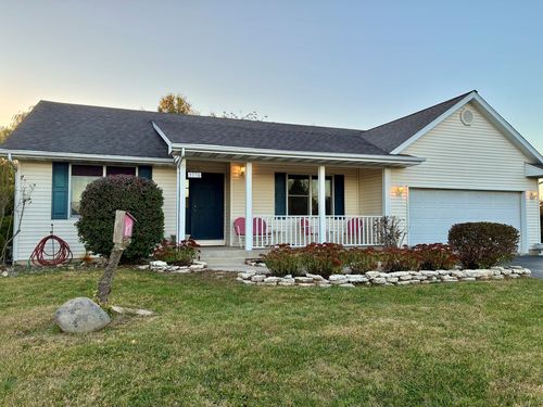 5770 Indian Trl, Rochelle, IL, 61068-8731 | Card Image