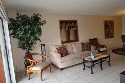 2307 - 5800 Sw 127th Ave, Condo with 2 bedrooms, 2 bathrooms and null parking in Miami FL | Image 1