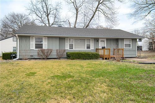 8413 Kentucky Ave, Raytown, MO, 64138-3146 | Card Image