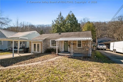 1111 S B St, Saint Albans, WV, 25177-2732 | Card Image