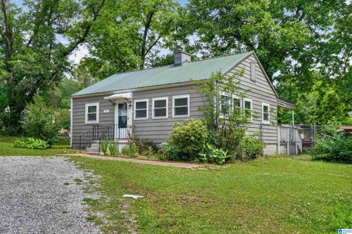 1541 27th Ave N, HUEYTOWN, AL, 35023-3365 | Card Image