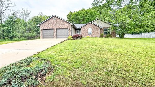 203 Tremont Dr, Waynesville, MO, 65583-3421 | Card Image