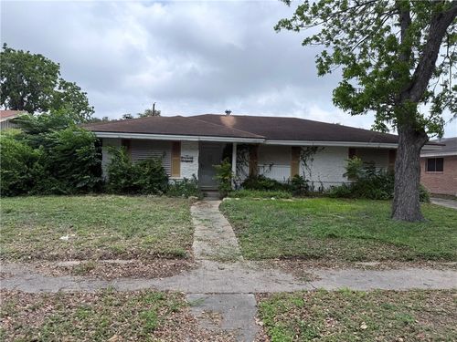 4022 Capri Dr, Corpus Christi, TX, 78411-5004 | Card Image