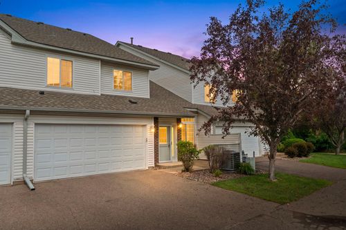 3536 Genevieve Ave N, Oakdale, MN, 55128-3068 | Card Image