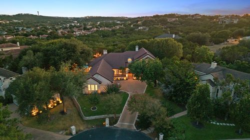6 Candleleaf Ct, The Hills, TX, 78738-1444 | Card Image