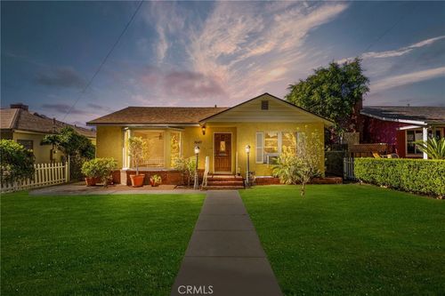 7647 Pickering Ave, Whittier, CA, 90602-1554 | Card Image