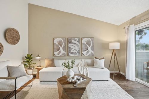 371 Shadow Run Dr, San Jose, CA, 95110 | Card Image