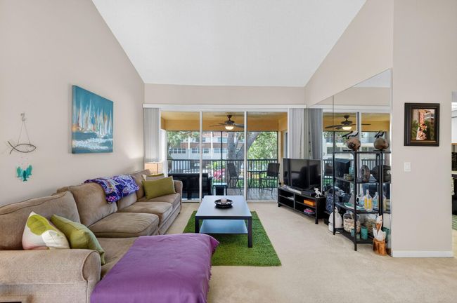 APT-506 - 2121 S Ocean Blvd, Condo with 2 bedrooms, 2 bathrooms and null parking in Pompano Beach FL | Image 9